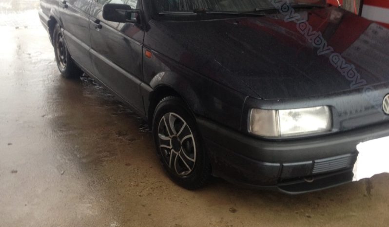 Volkswagen Passat B3 1992 полный