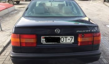 Volkswagen Passat B4 1994 полный