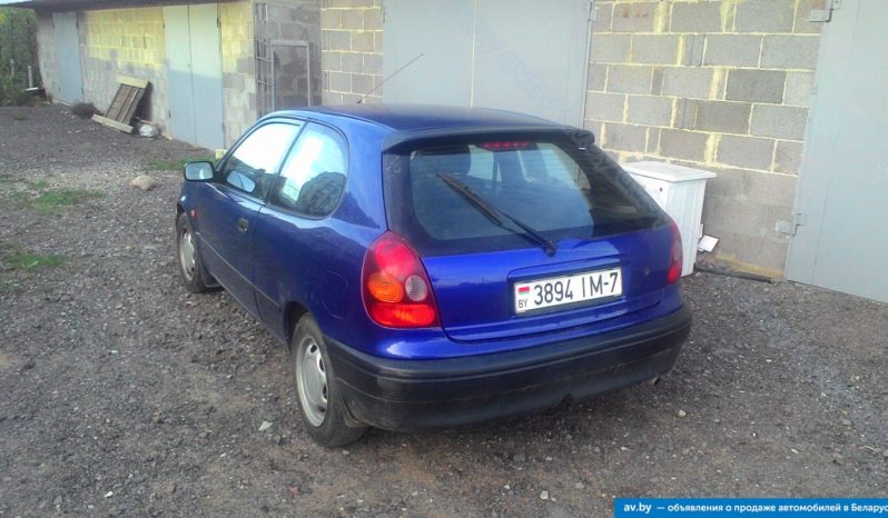 Toyota Corolla 2000 полный