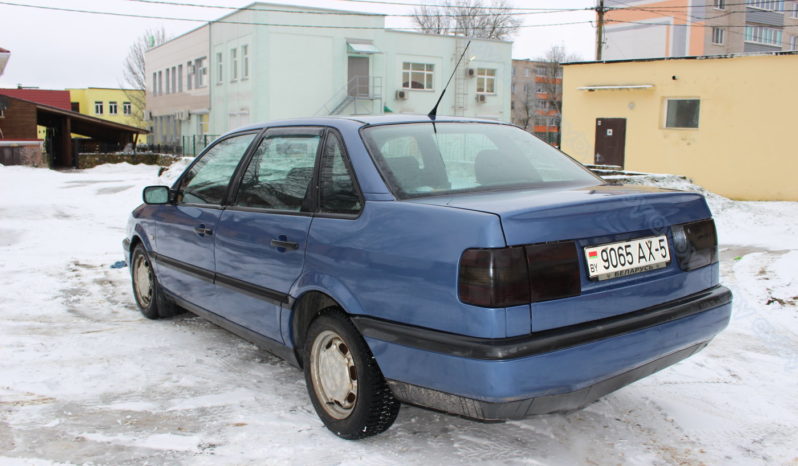 Volkswagen Passat B4 1995 полный