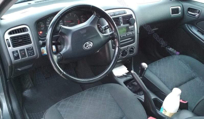 Toyota Avensis 2002 полный
