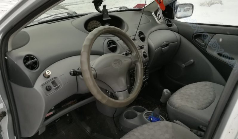 Toyota Echo 2000 полный