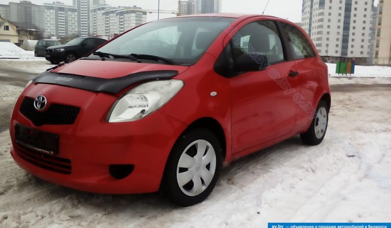 Toyota Yaris 2007 полный