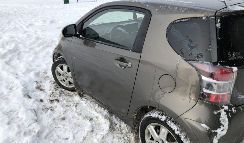 Toyota iQ 2010 полный