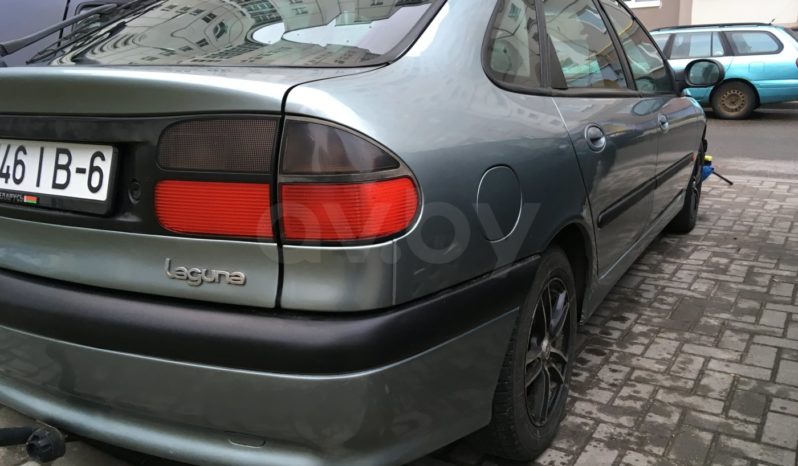 Renault Laguna 1996 полный