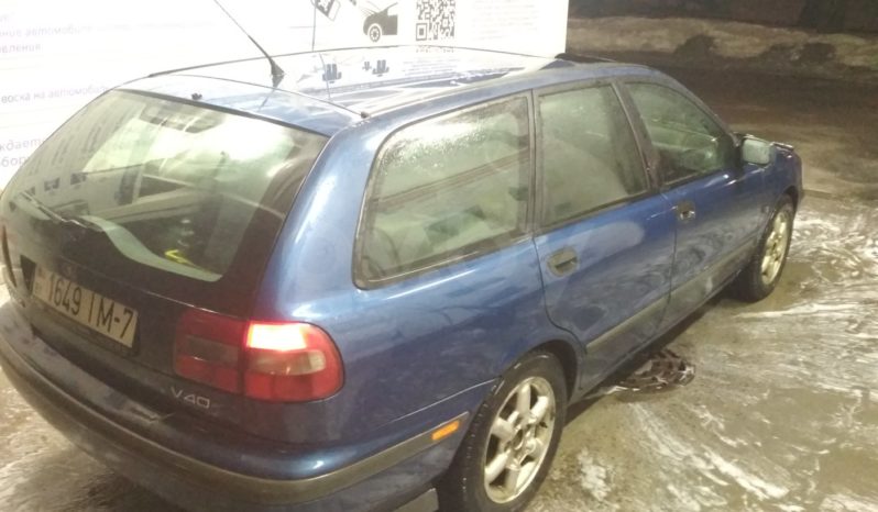 Volvo V40 1998 полный