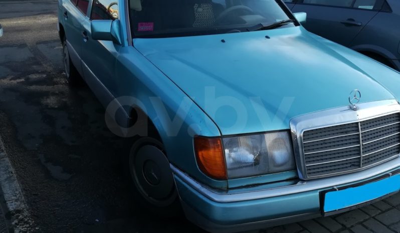 Mercedes E Класс 1991 полный