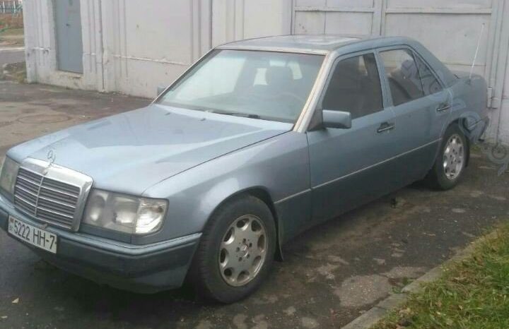 Mercedes E Класс 1989 полный