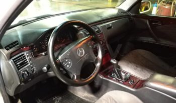 Mercedes E Класс 2001 полный