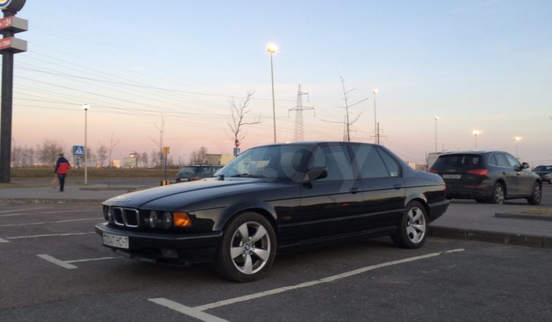 BMW 7 серия 1993 полный