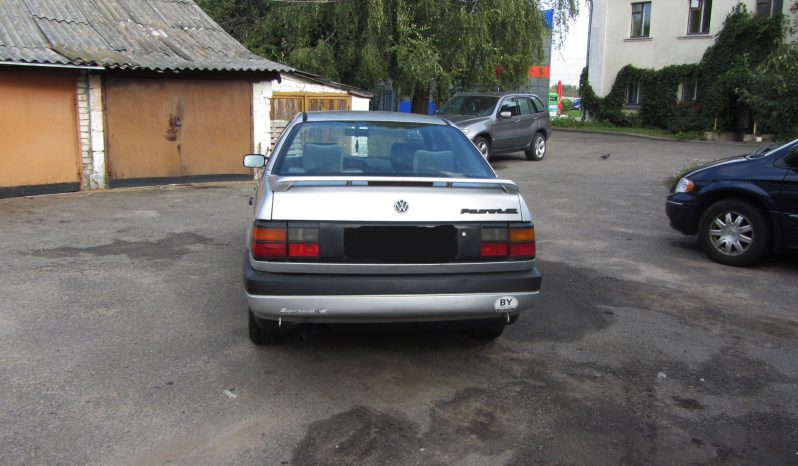 Volkswagen Passat 1991 полный