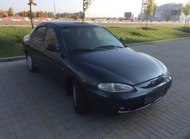 Hyundai Lantra 1997 полный
