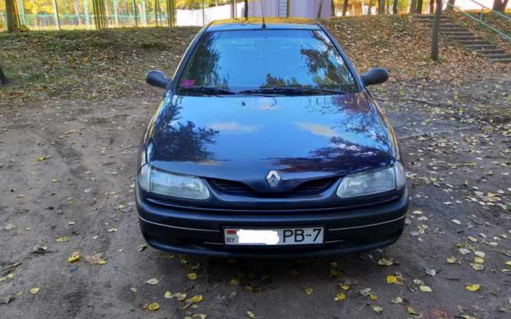 Renault Laguna 1996 полный