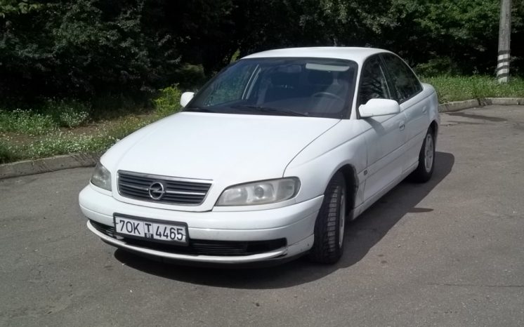 Opel Omega 2002 полный