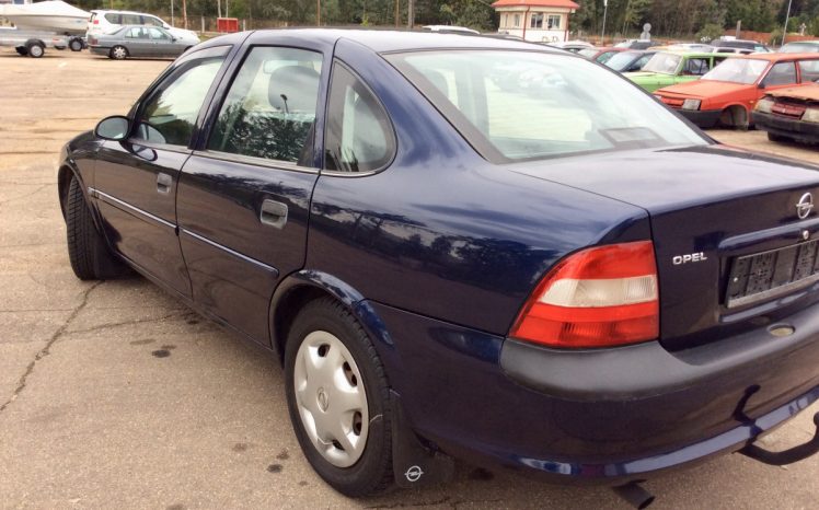 Opel Vectra 1998 полный