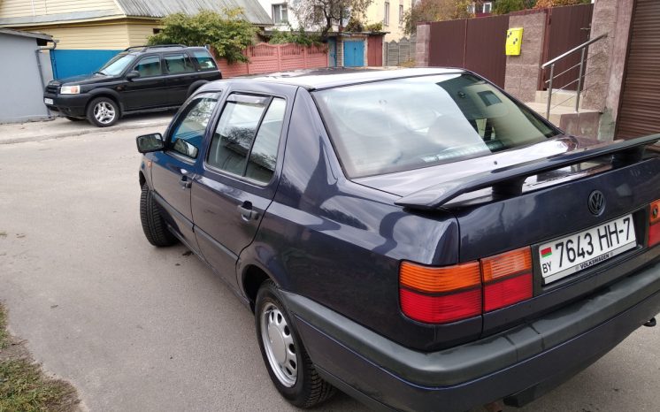 Volkswagen Vento 1993 полный