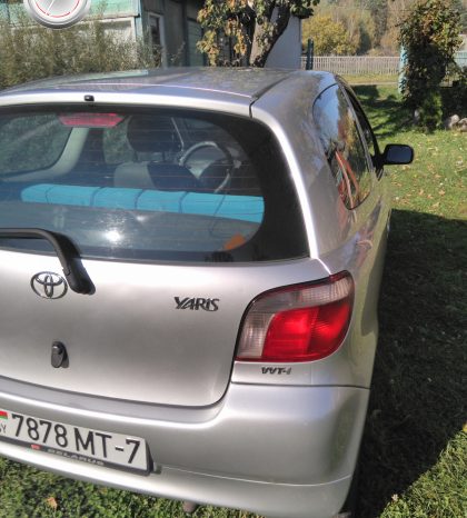 Toyota Yaris 2001 полный