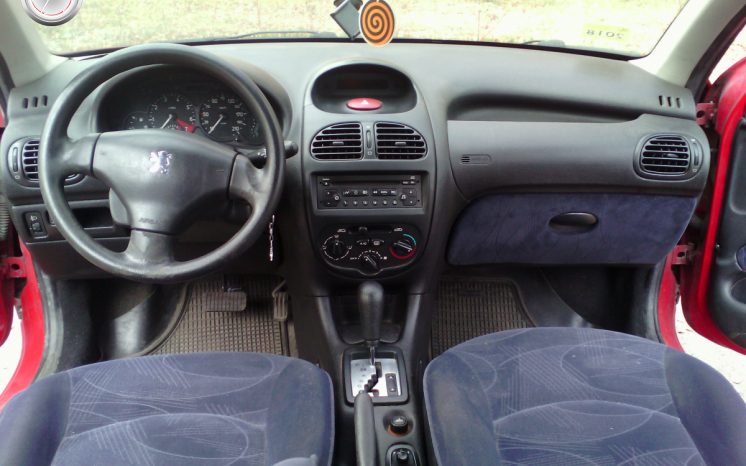 Peugeot 206 2002 полный