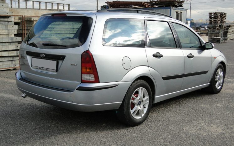 Ford Focus 2004 полный