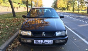 Volkswagen Passat B4 1994 полный