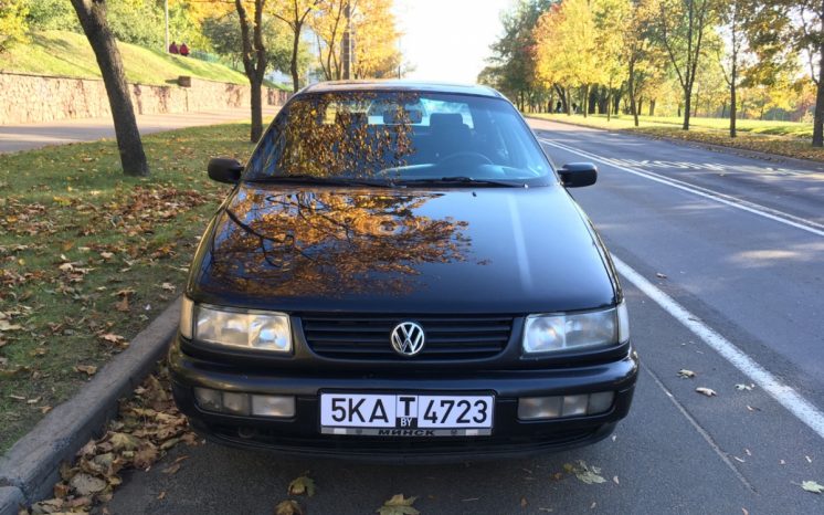 Volkswagen Passat B4 1994 полный