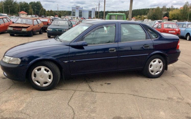 Opel Vectra 1998 полный