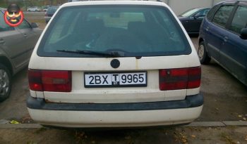 Volkswagen Passat B4 1995 полный