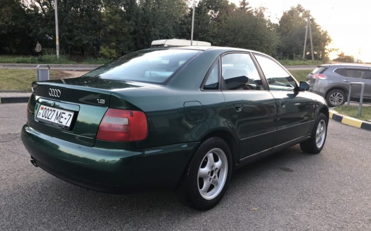 Audi A4 1997 полный