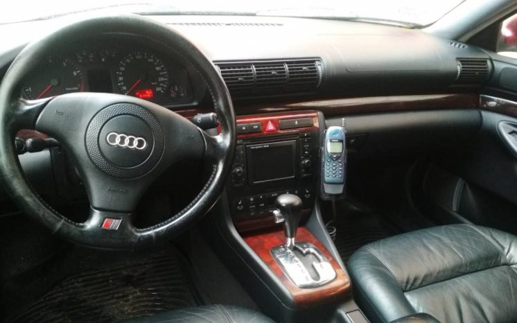 Audi A4 2000 полный