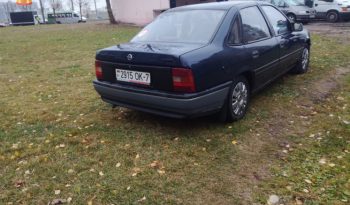 Opel Vectra 1990 полный