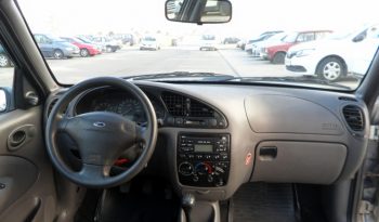 Ford Fiesta 2000 полный