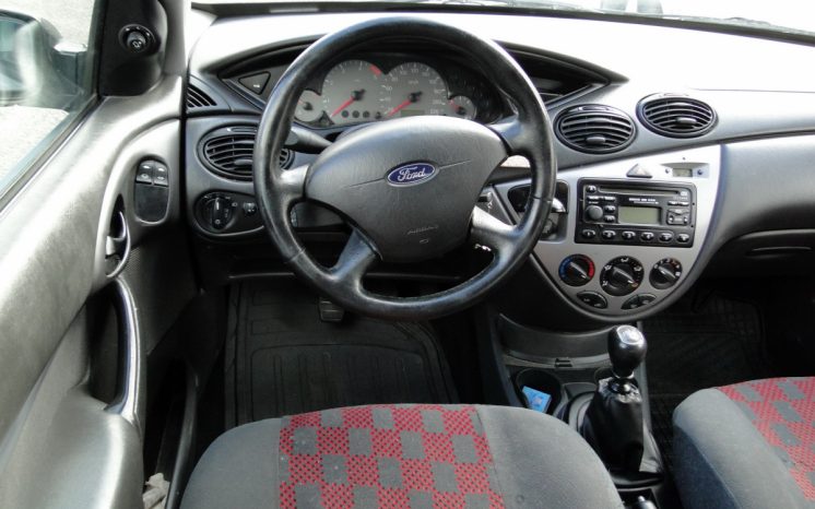 Ford Focus 2004 полный