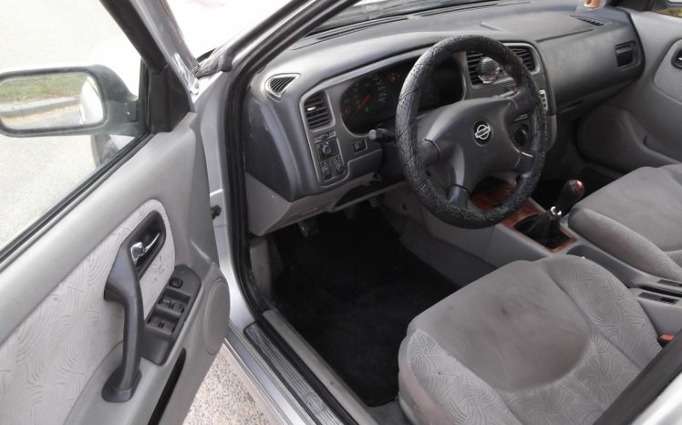 Nissan Primera 2001 полный