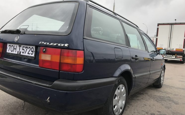 Volkswagen Passat B4 1996 полный