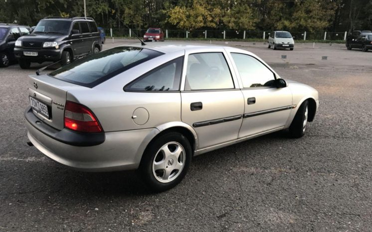 Opel Vectra 1999 полный