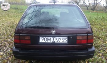 Volkswagen Passat B3 1993 полный