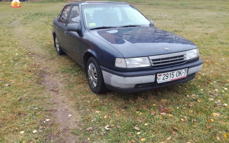 Opel Vectra 1990 полный