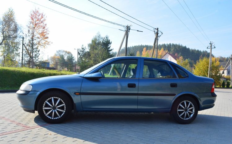 Opel Vectra 1998 полный