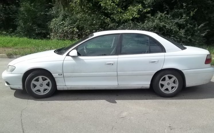 Opel Omega 2002 полный