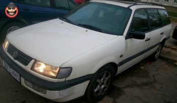 Volkswagen Passat B4 1995 полный