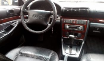 Audi A4 1995 полный