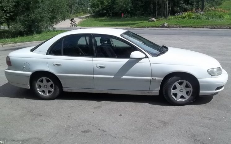 Opel Omega 2002 полный