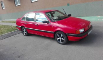 Volkswagen Passat B3 1992 полный