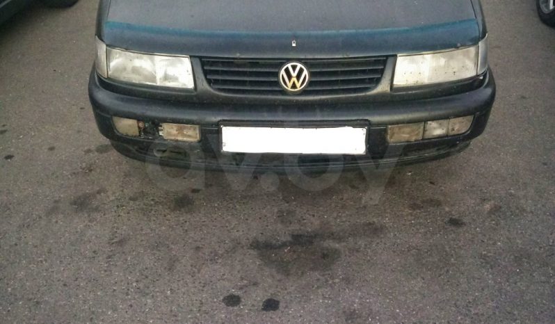 Volkswagen Passat B4 1996 полный