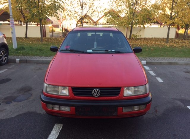 Volkswagen Passat B4 1994 полный