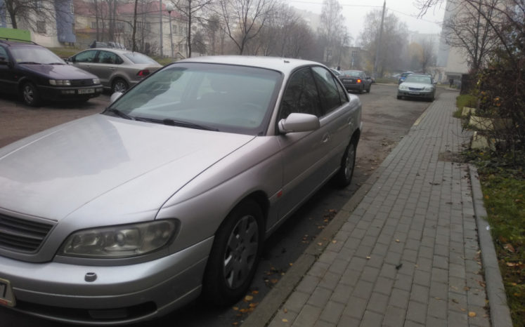 Opel Omega 2000 полный