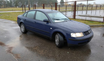 Volkswagen Passat B4 1998 полный