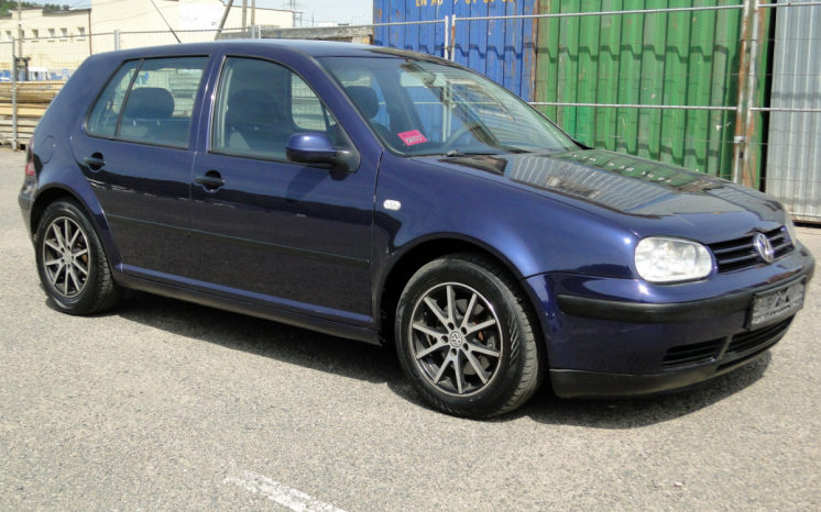 Volkswagen Golf 4 2002 полный