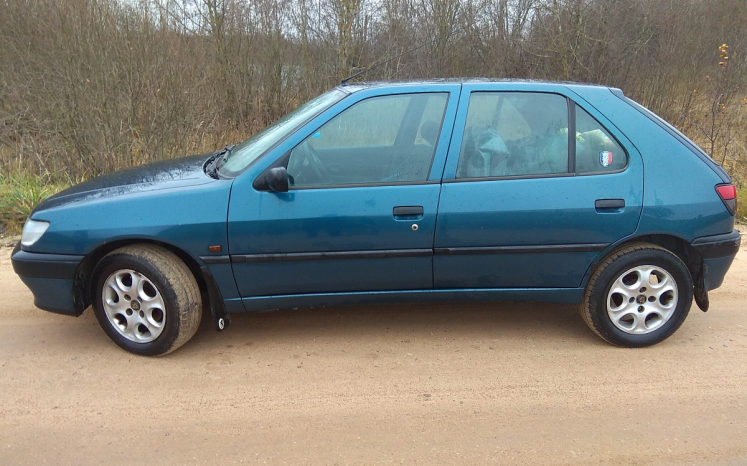 Peugeot 306 1996 полный