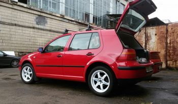 Volkswagen Golf 4 2001 полный